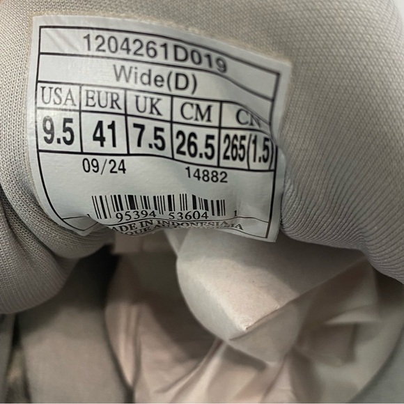 Brooks Adrenaline GTS 24 Women's Gray and Pink Athletic Shoes Size 9.5 Wide - Picture 14 of 16